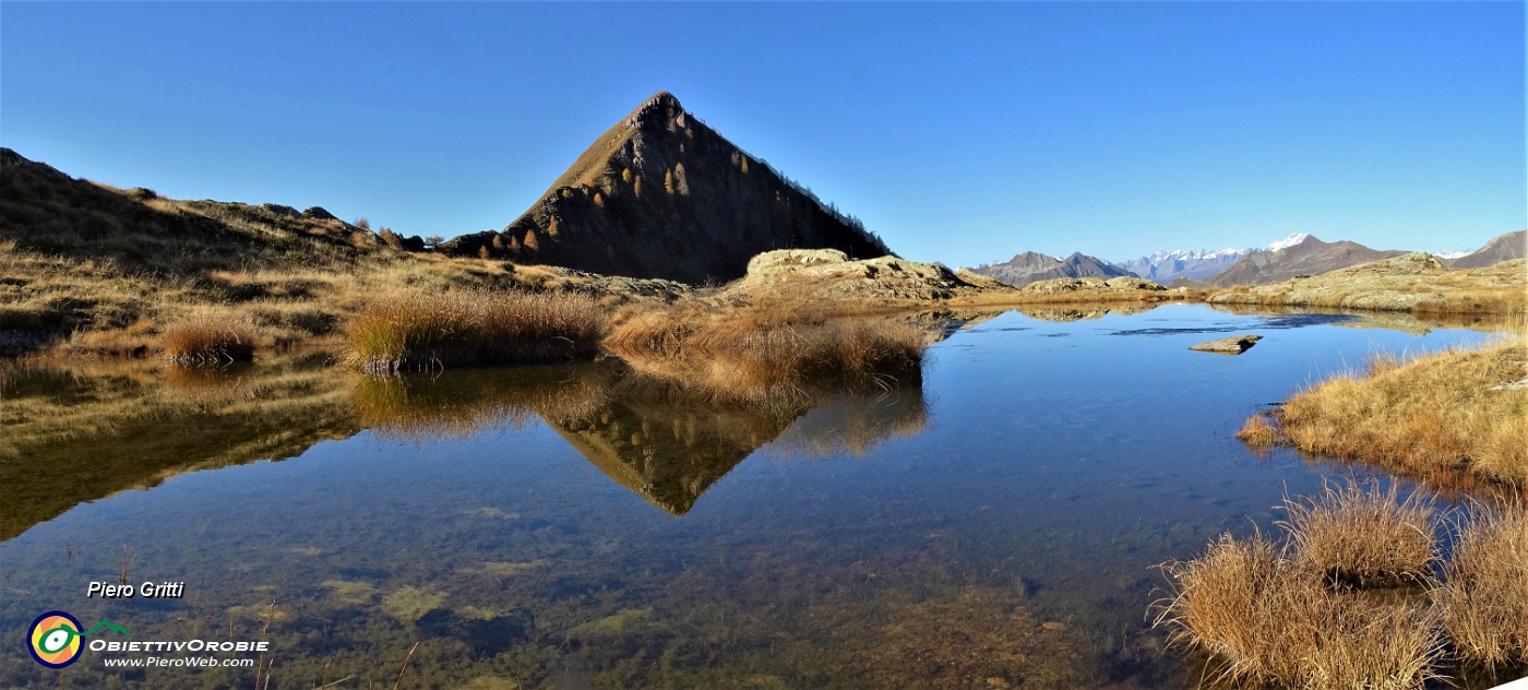 76 Al Laghetto di Val Vegia (2164 m) con Pizzo dell'orto (2276 m).jpg